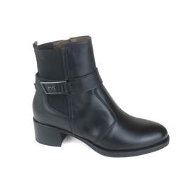 Nero Giardini 7 - € 170