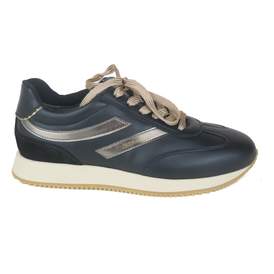 Nero Giardini 9 - € 160